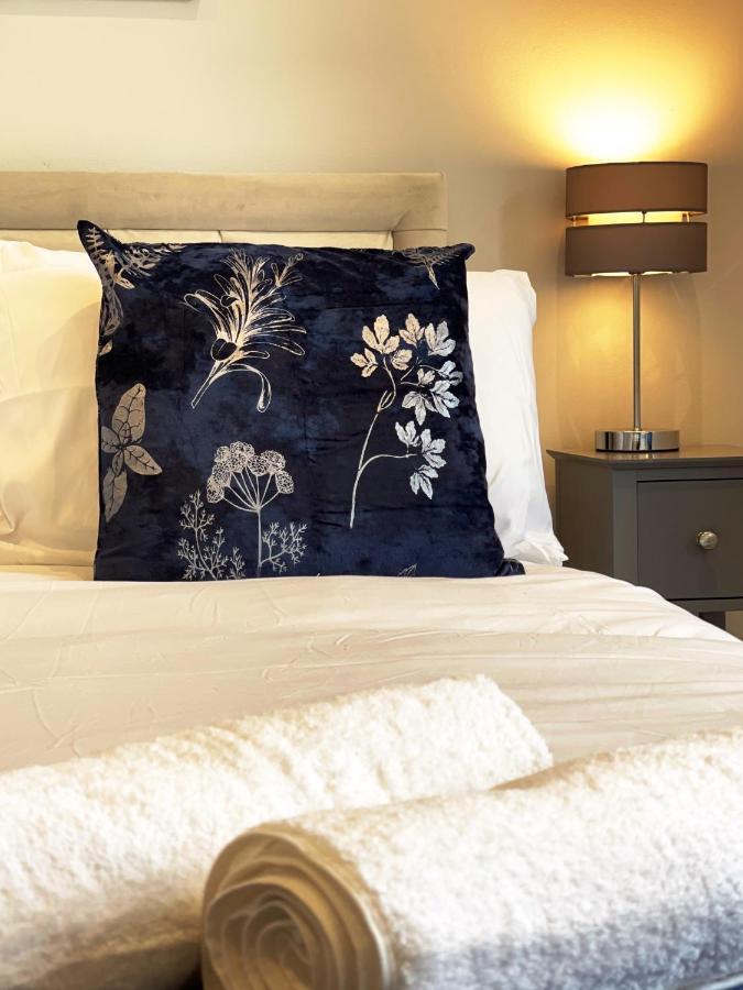 Bella'S Place Near Wembley Stadium London Bagian luar foto