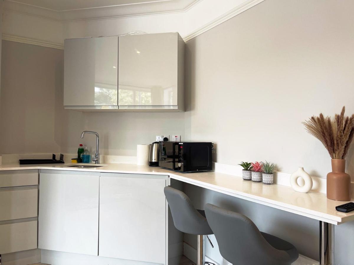 Bella'S Place Near Wembley Stadium London Bagian luar foto